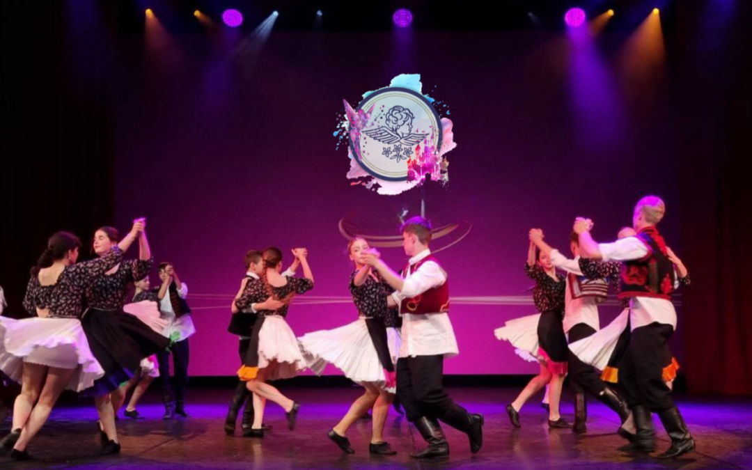 Dance Stars Shine in Disneyland!